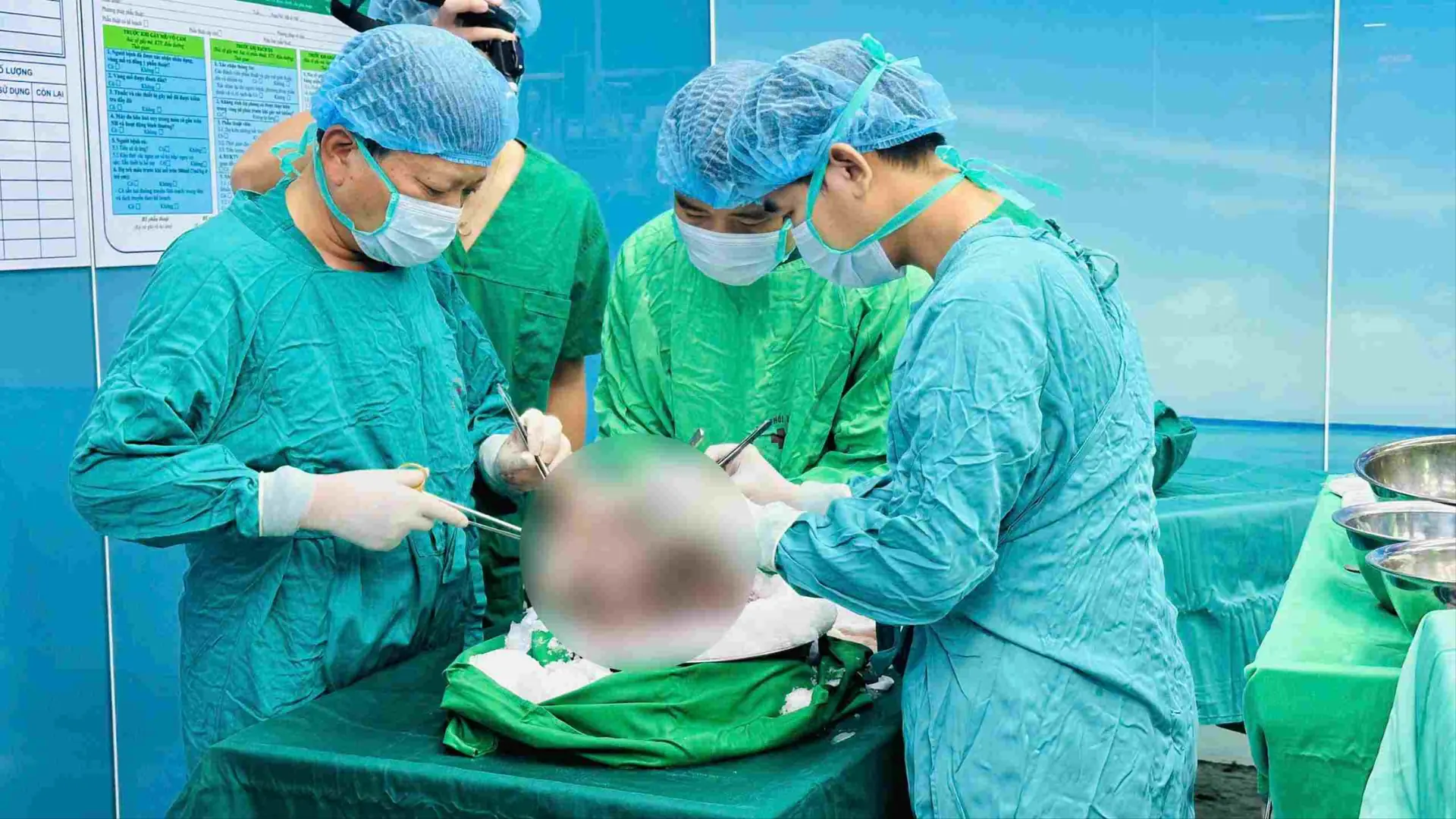 Thực hiện thành công hai ca ghép phổi đồng thời trong ngày